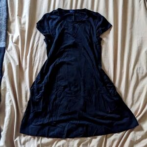 GAP soft Black T-shirt dress with pockets